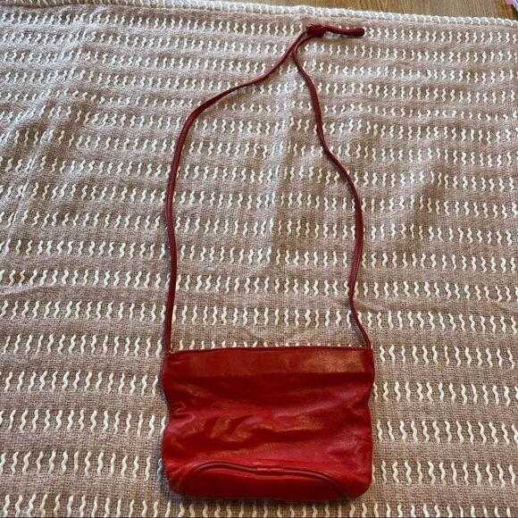 L.J. Simone New York Red Leather Purse - Picture 2 of 10